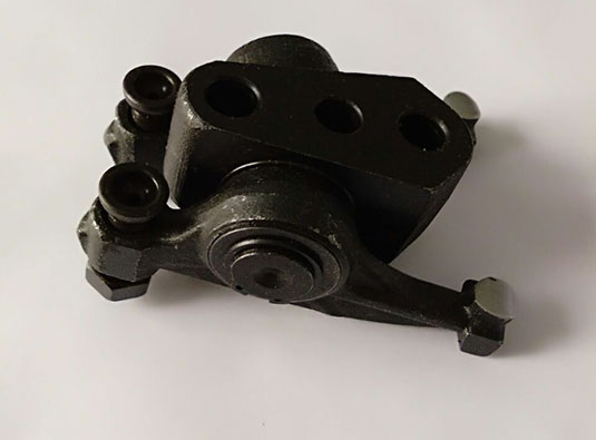 Deutz TBD226B engine rocker arm assembly