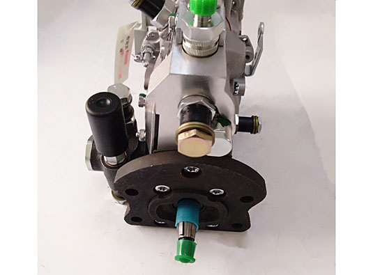 Deutz F2L912 engine fuel injection pump