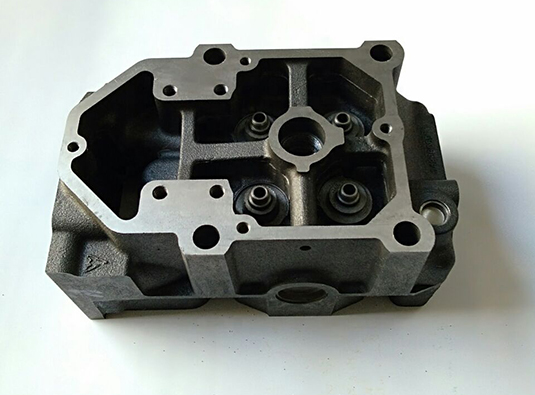 Deutz BF6M1015 engine cylinder head