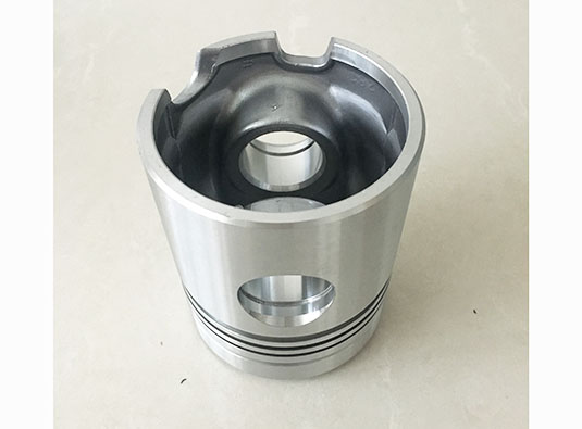 Deutz FL912 engine piston 4 rings