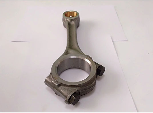 Deutz FL912 engine connecting rod