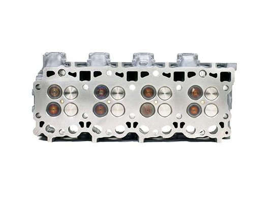 Deutz TCD2013L04 engine cylinder head assembly