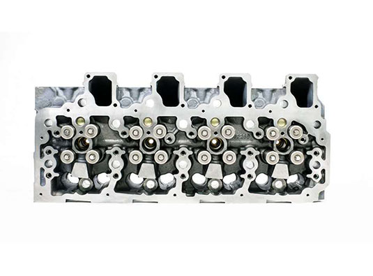 Deutz TCD2013L04 engine cylinder head assembly